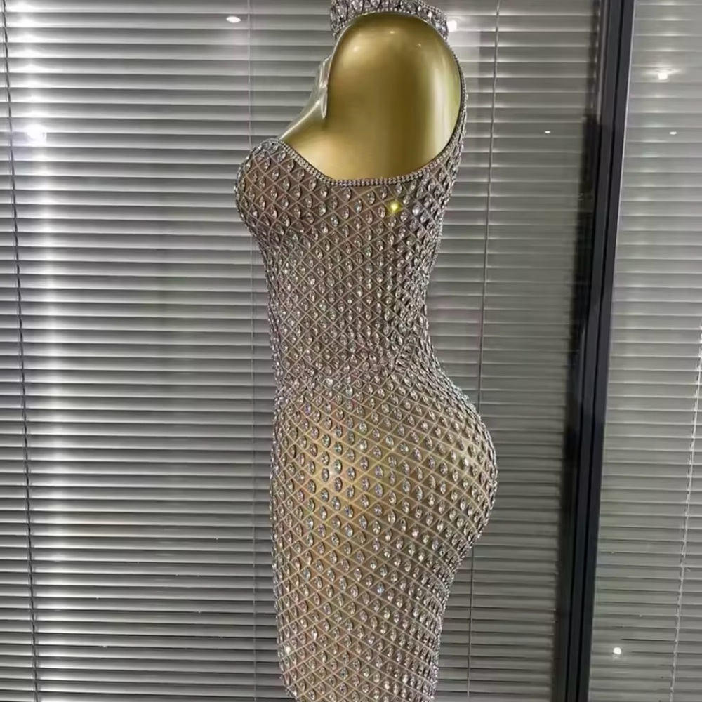 Diamond💎 Embellished Strapless Evening Dress - Picture 4 of 7